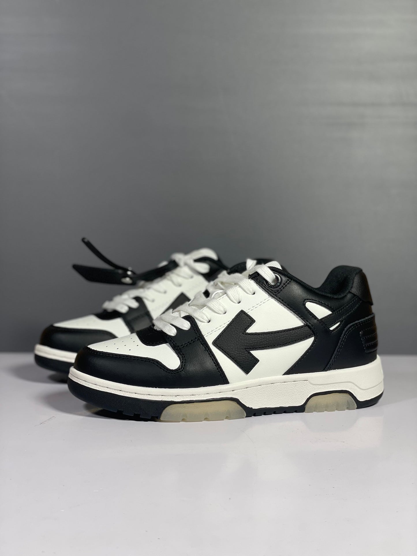 OFF-WHITE Out Of Office