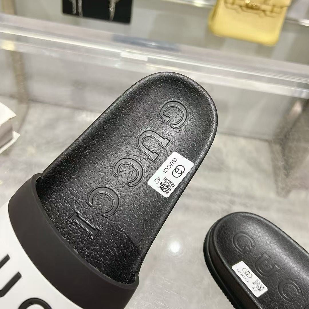 Slippers Gucci