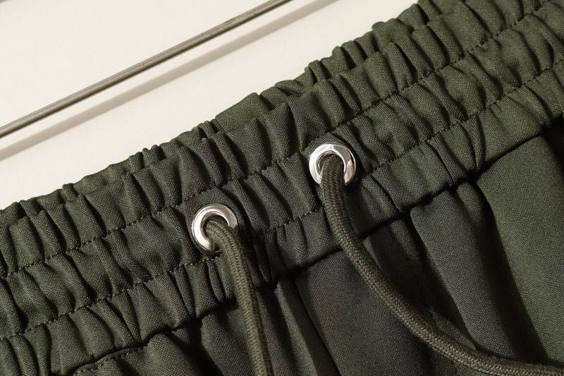 Pantaloncini Moncler green