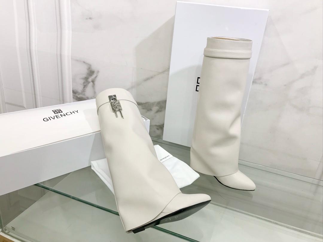 Stivali Givenchy