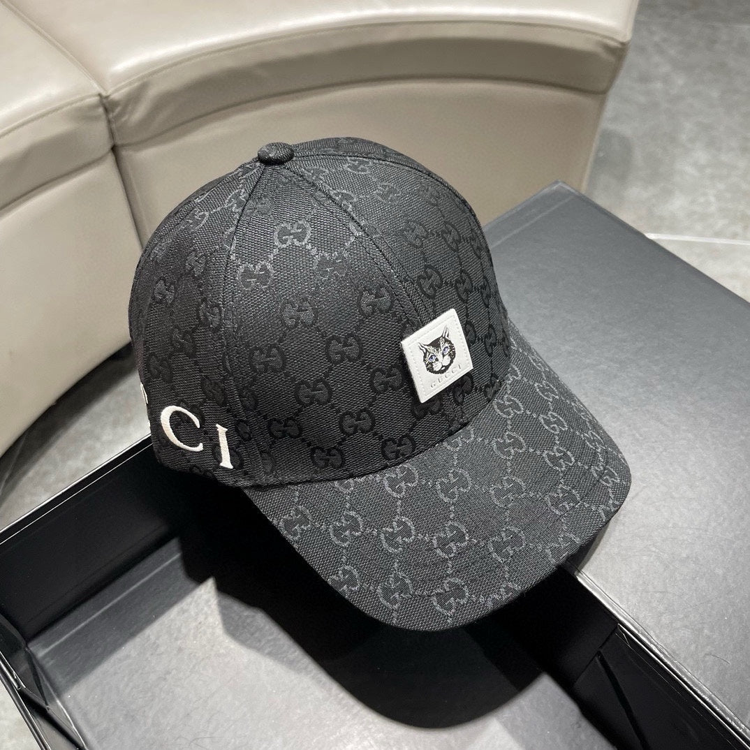 Gucci caps black