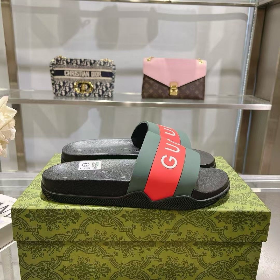 Slippers Gucci