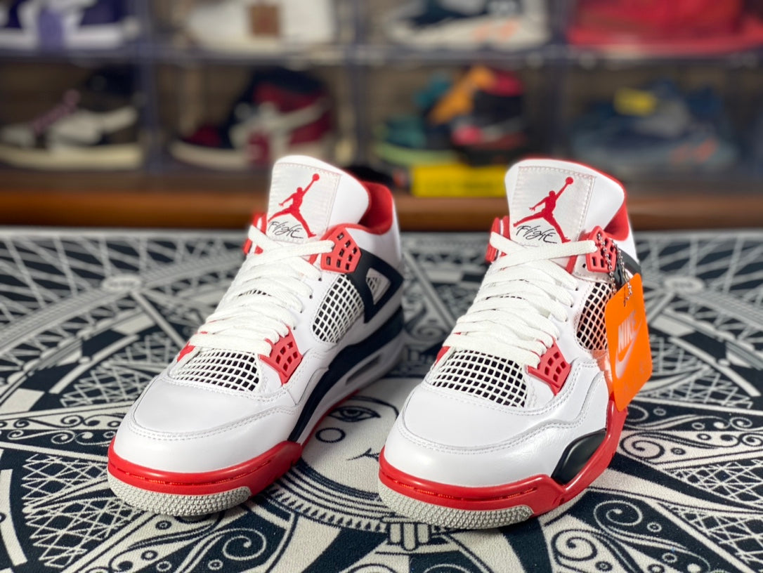 Air Jordan 4 Fire Red