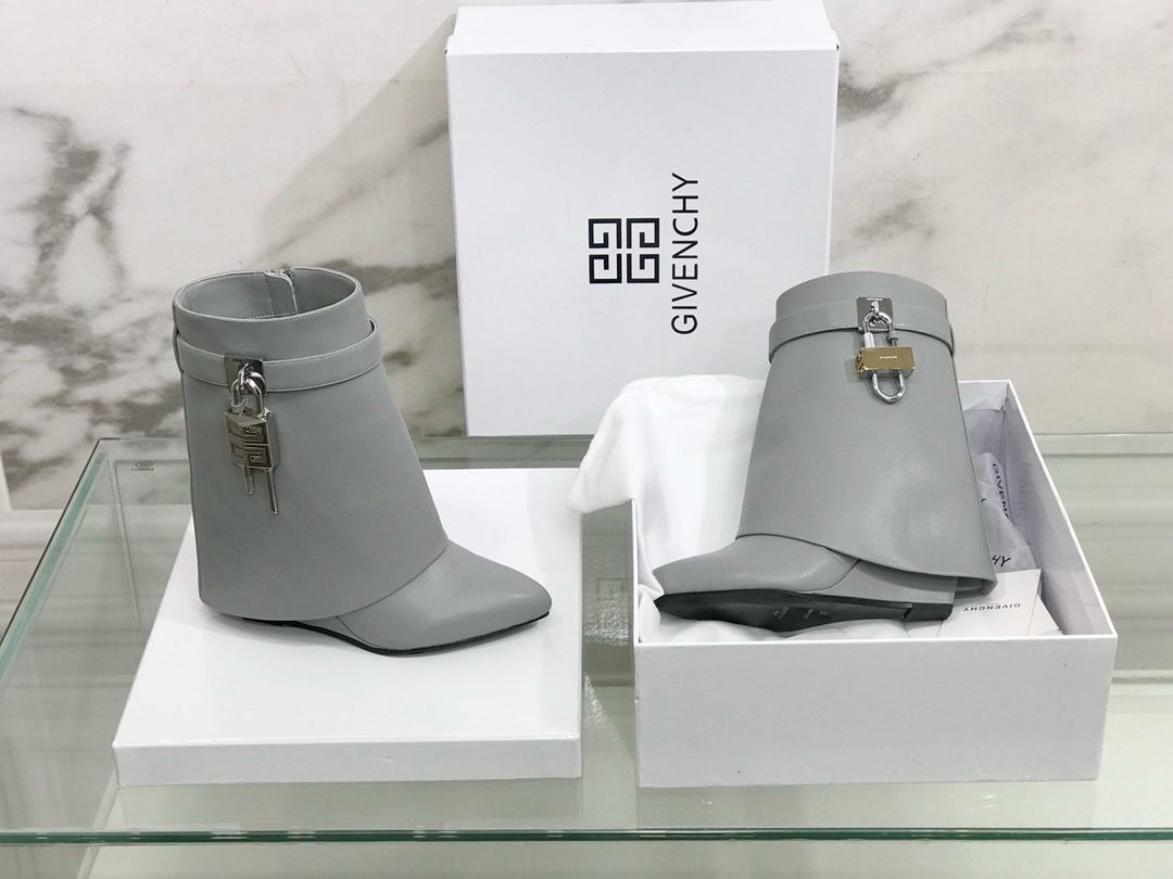 Stivali Givenchy