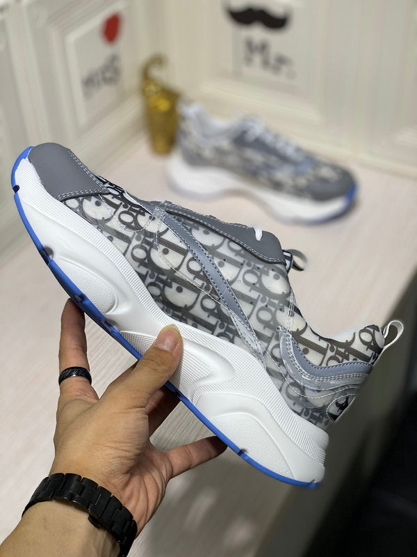 Dior b22