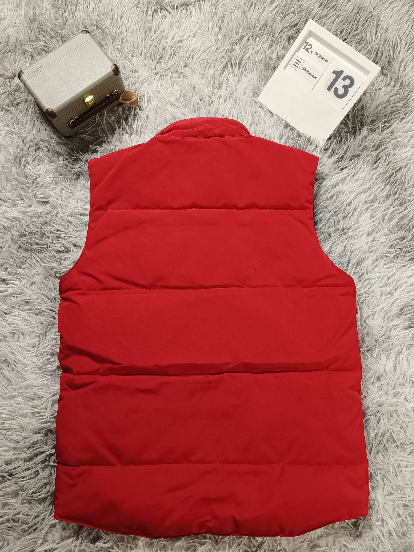 Canada Goose red