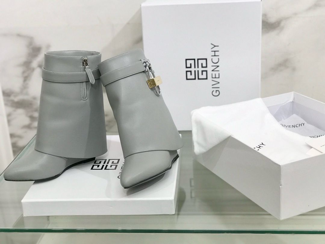 Stivali Givenchy