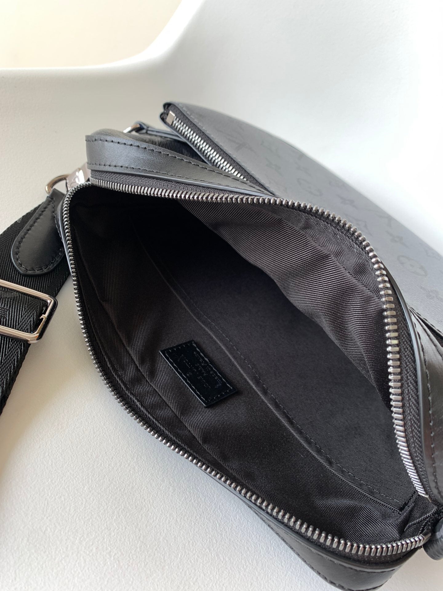 Borsello Louis Vuitton