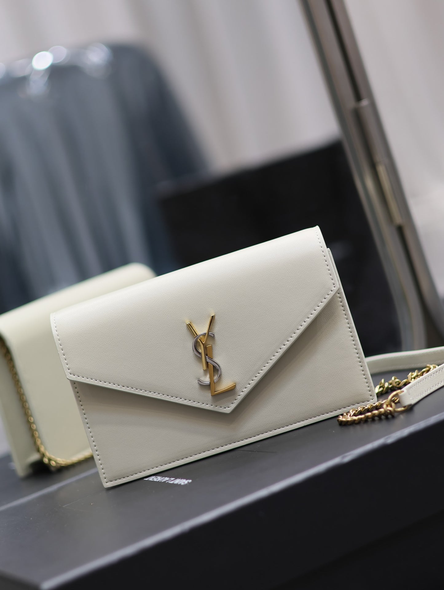 Borsa YSL