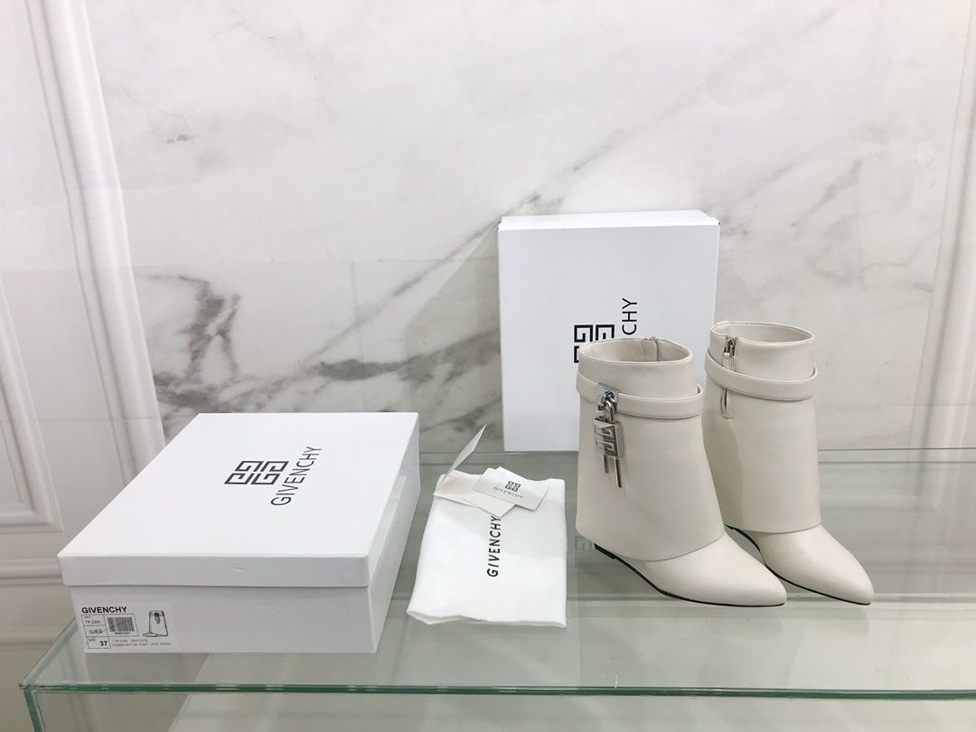 Stivali Givenchy