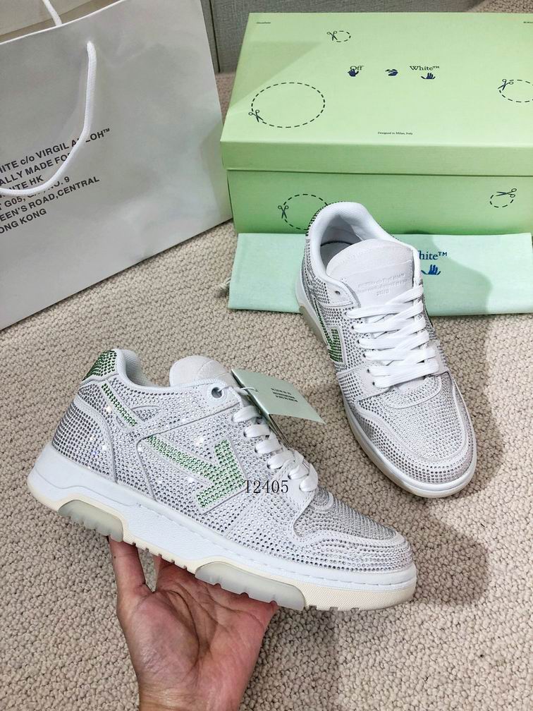 OFF-WHITE