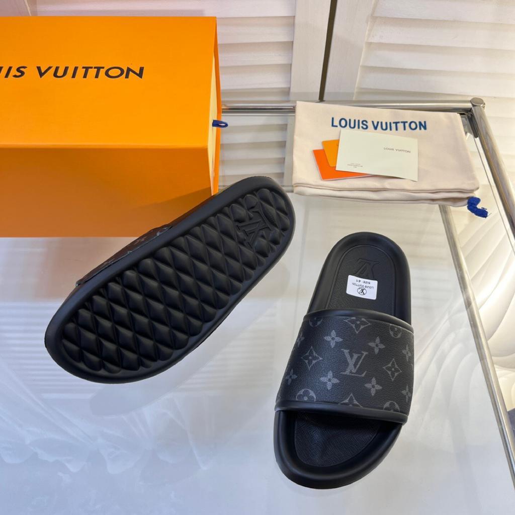 Slippers Louis Vuitton