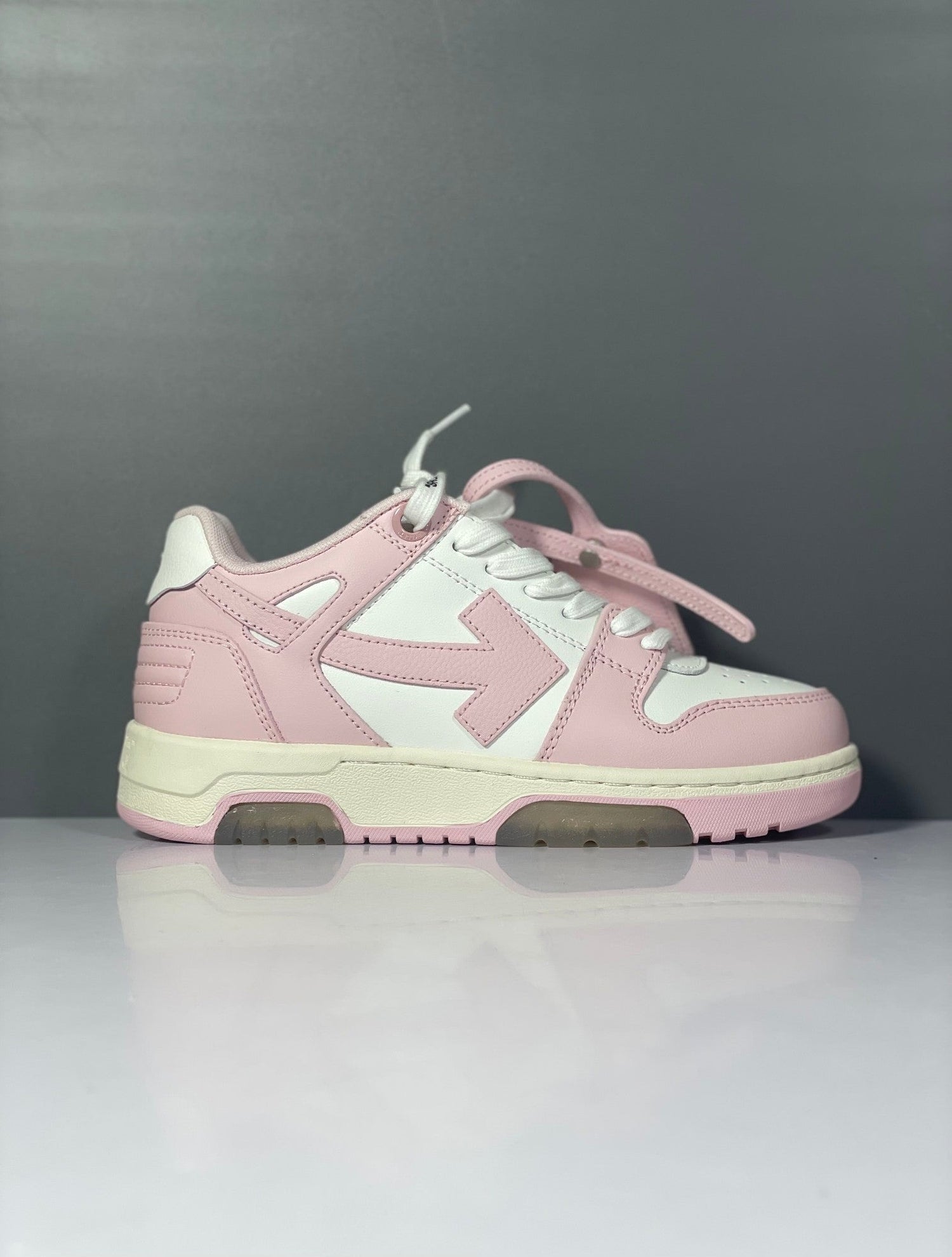 SNEAKERS & TACCHI