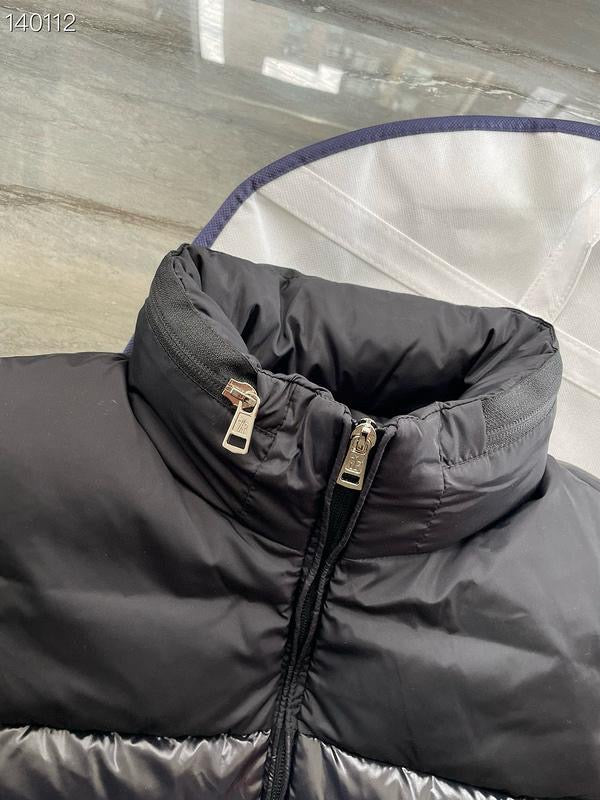 Smanicato Moncler