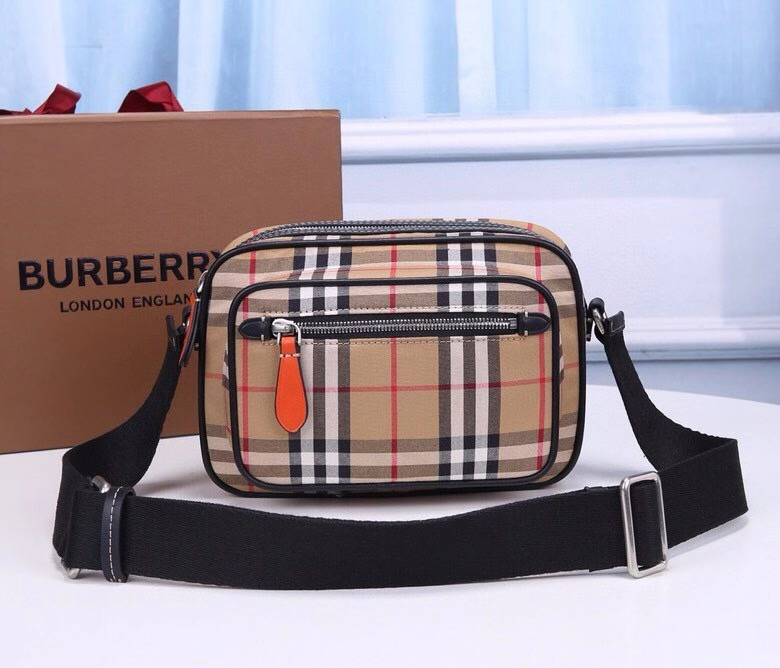 Borsello Burberry