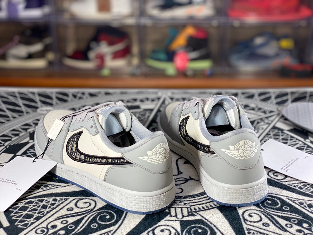 Nike Dunk Low x Dior