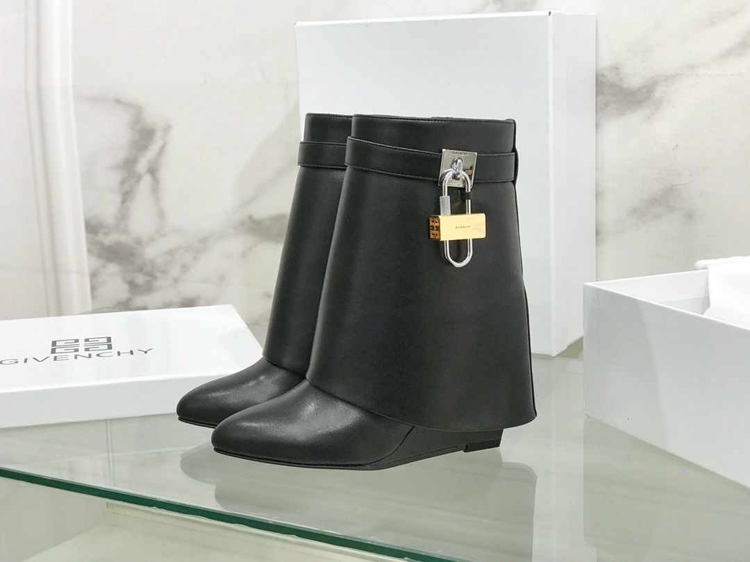 Stivali Givenchy