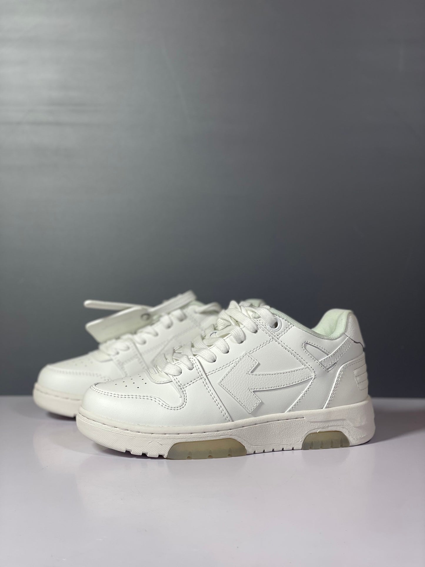 OFF-WHITE Out Of Office