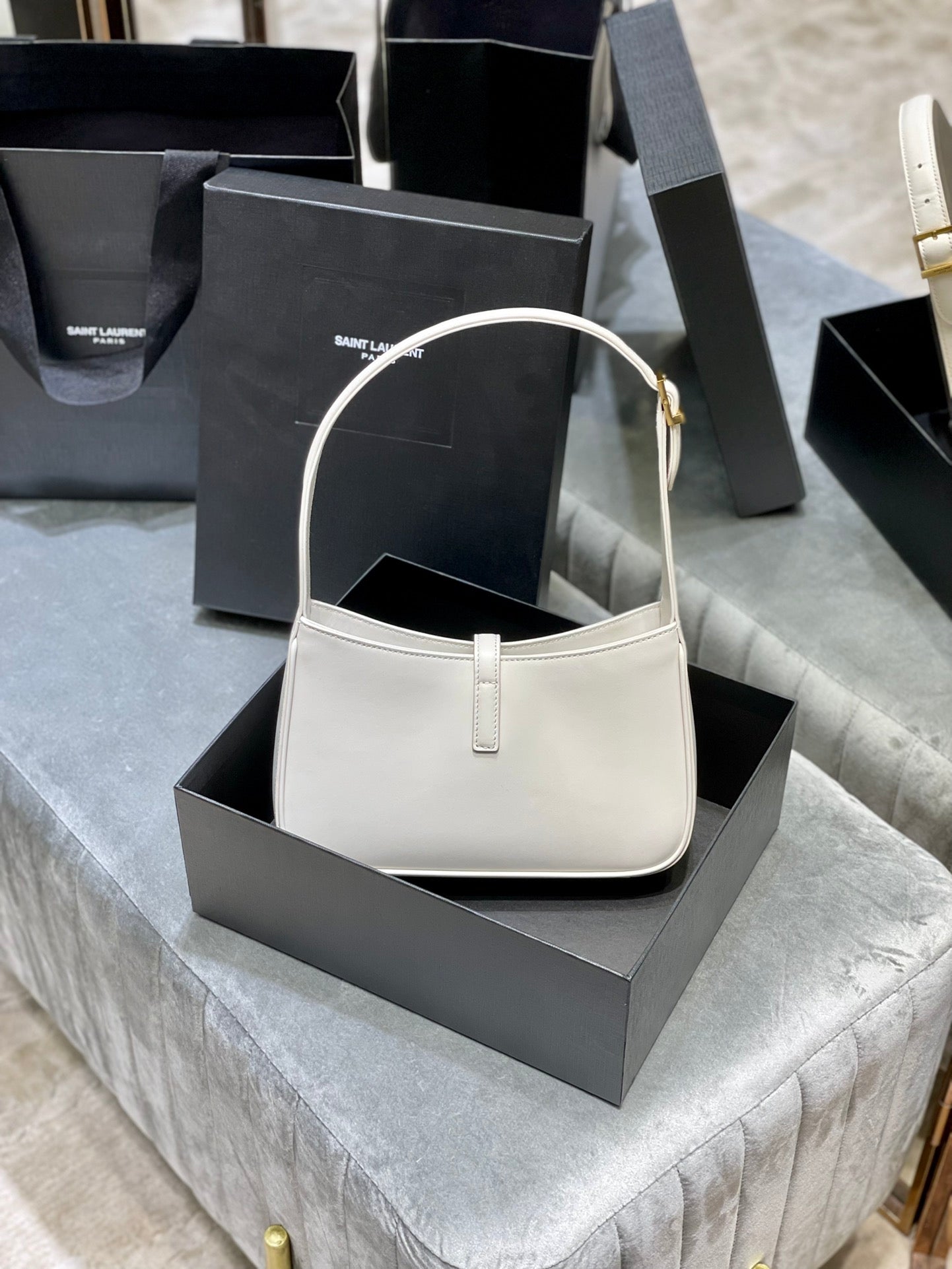 Borsa YSL