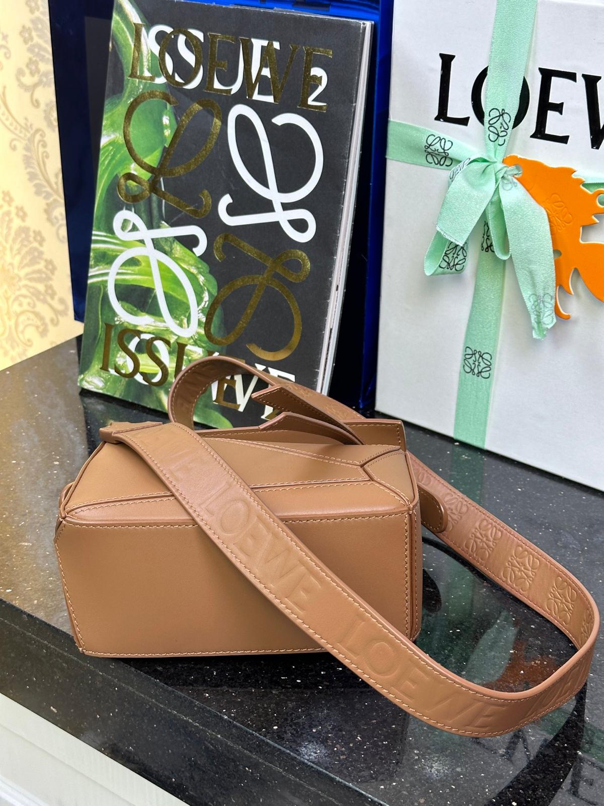 Borsa Loewe