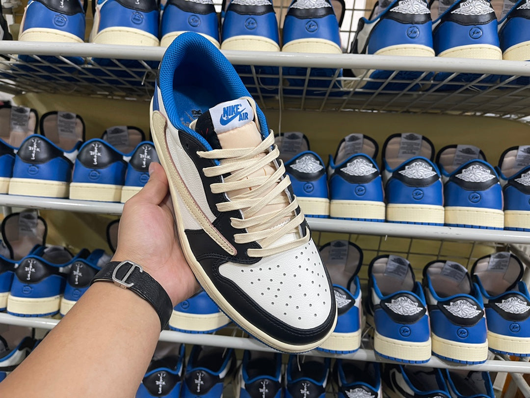 Air Jordan 1 Low x Travis Scott