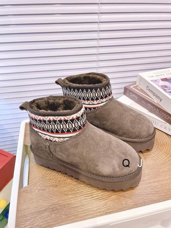UGG