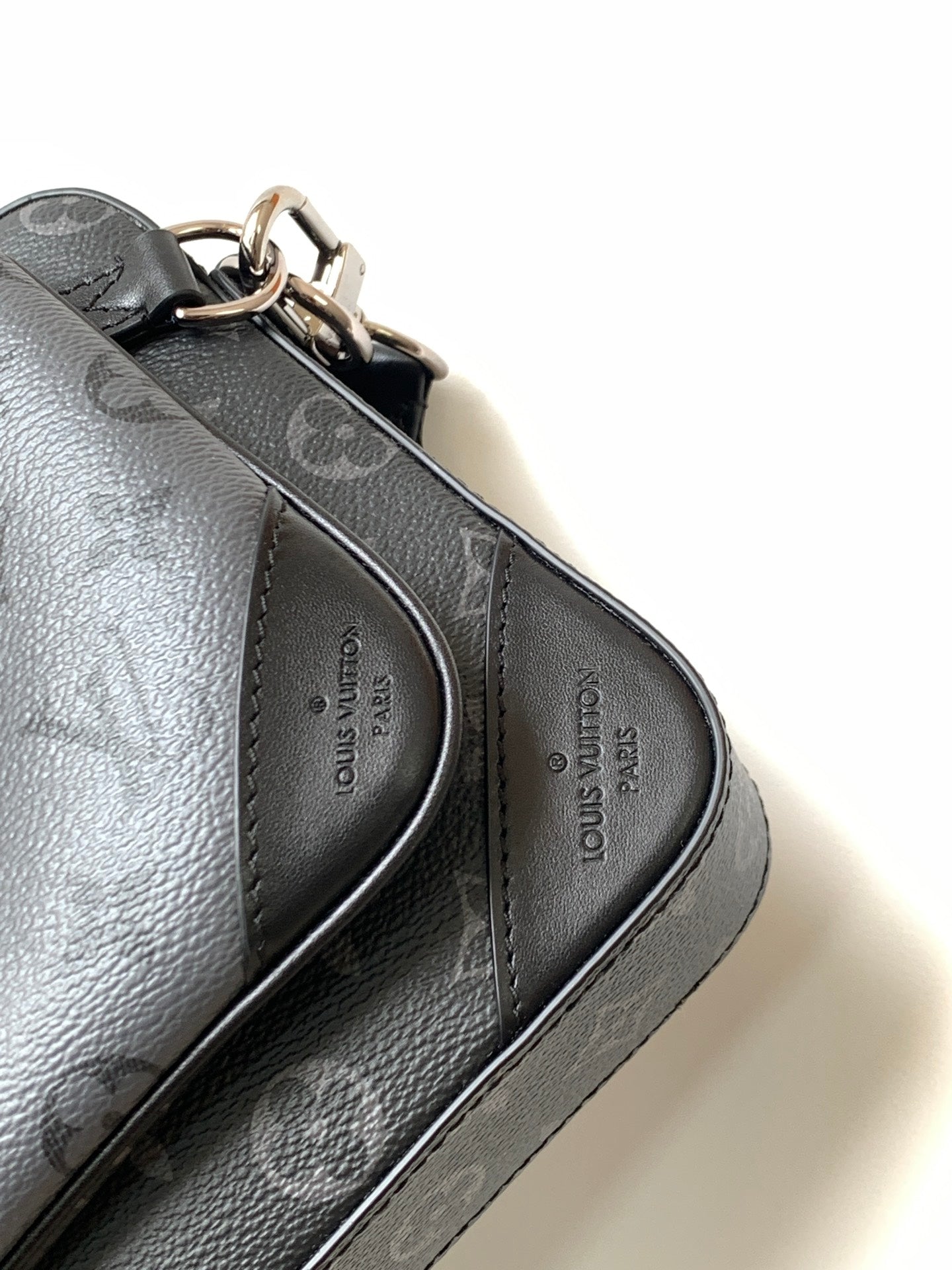Borsello Louis Vuitton
