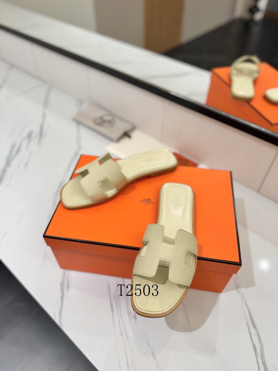 Slippers Hermes