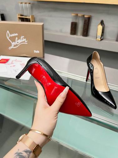 Tacchi Louboutin