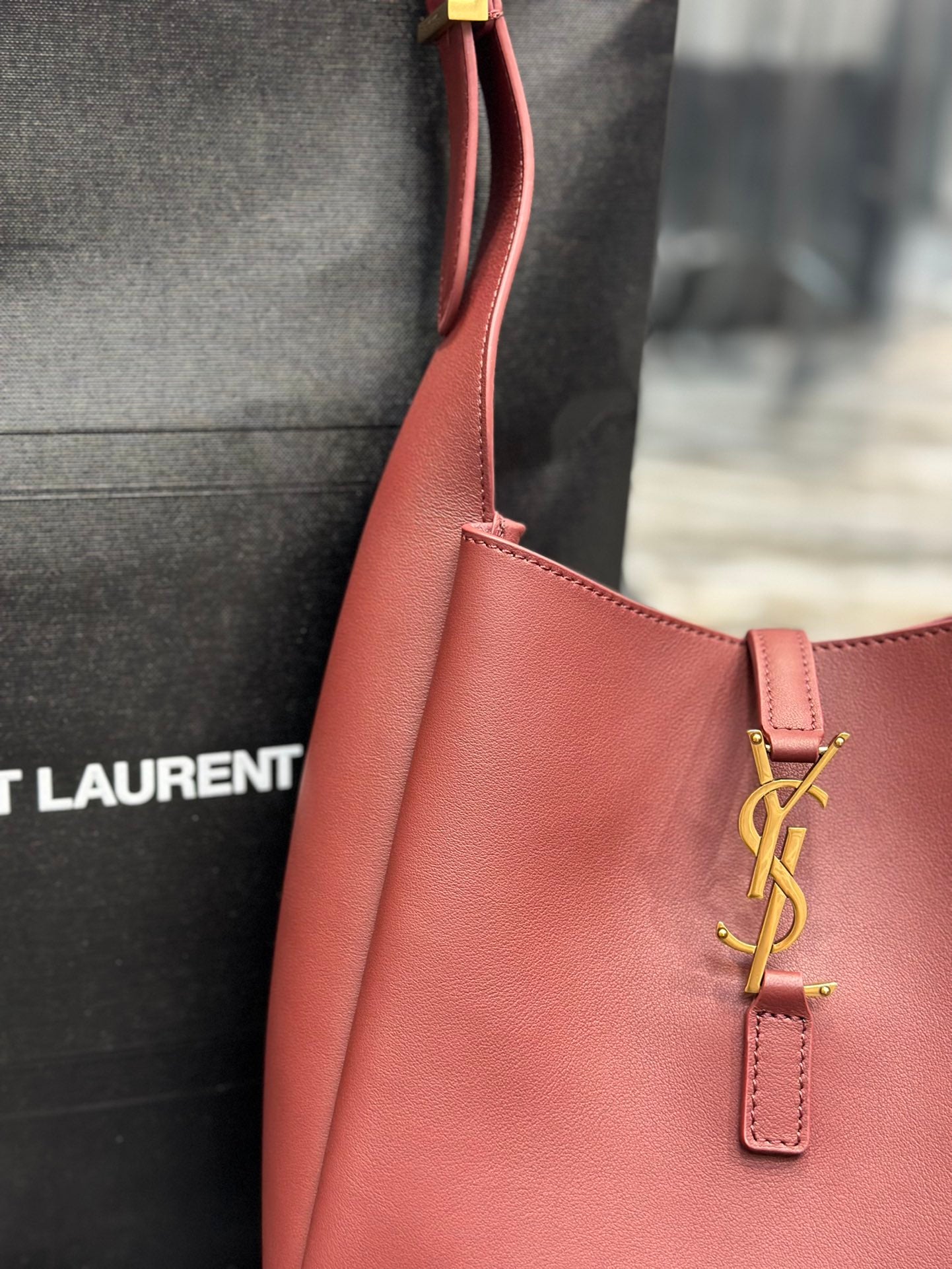 Borsa YSL