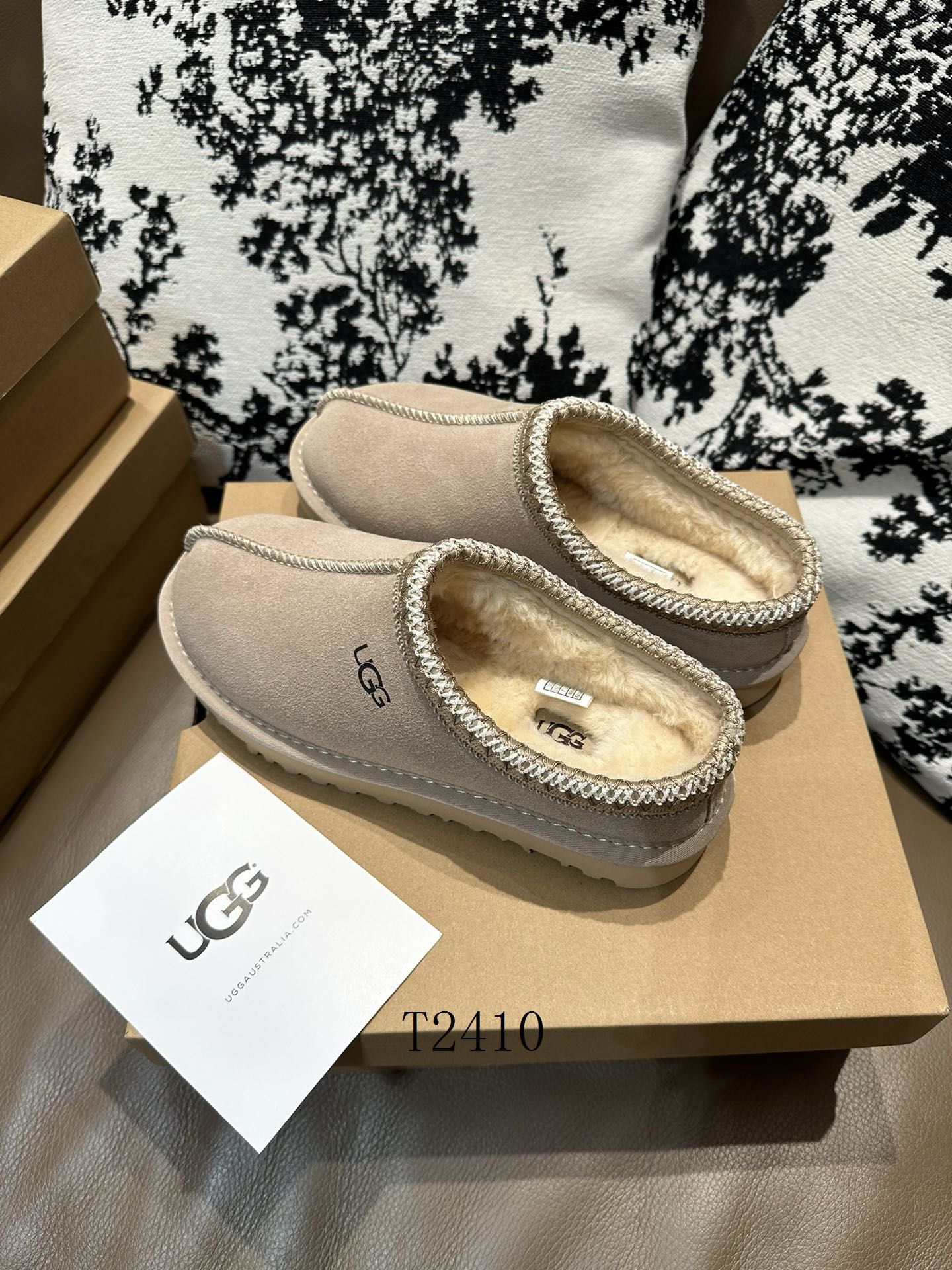 UGG Tazz