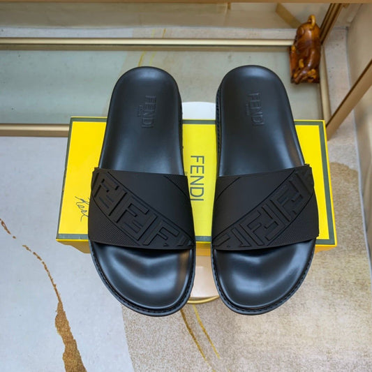 Slippers Fend