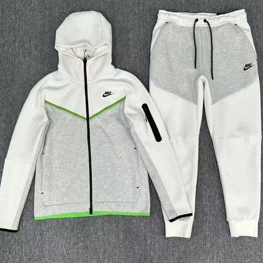 Nike Sportswear Tech Fleece white/grey