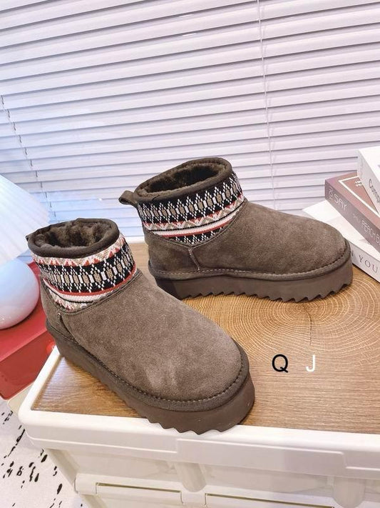 UGG