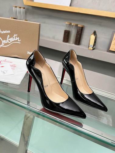 Tacchi Louboutin