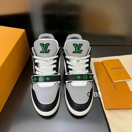 Louis Vuitton trainer LV green