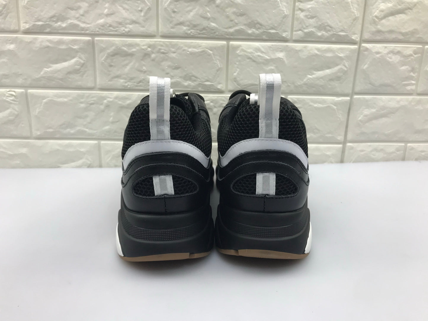 Dior b22