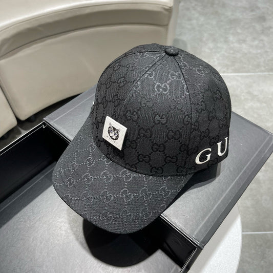 Gucci caps black