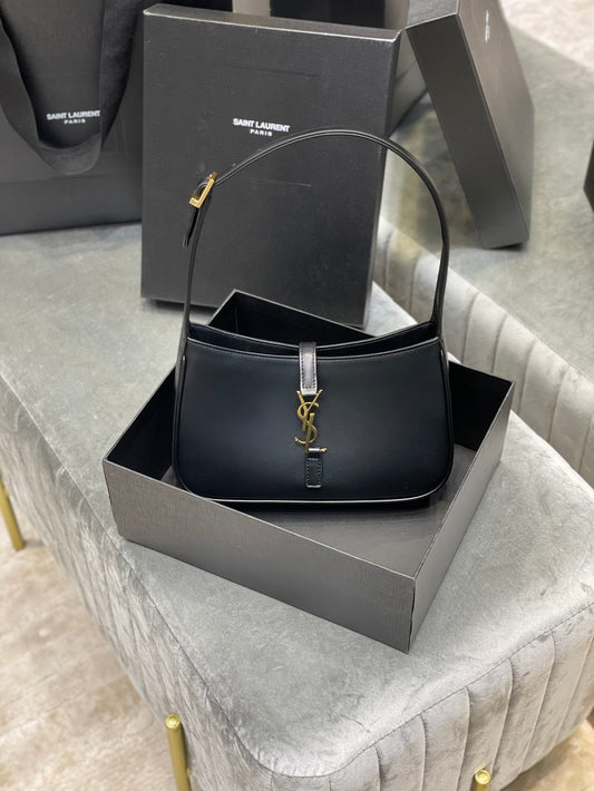 Borsa YSL