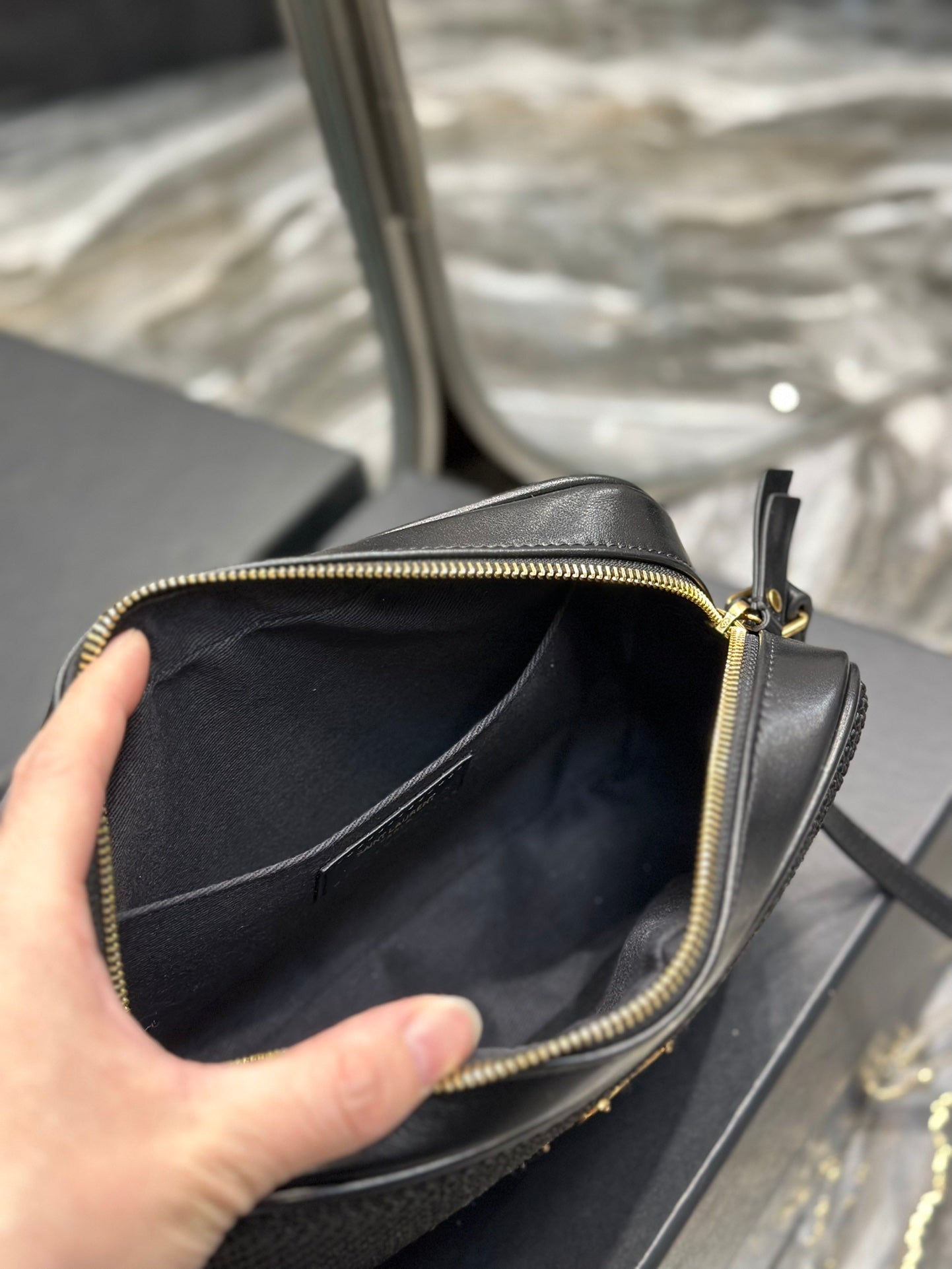 Borsa YSL