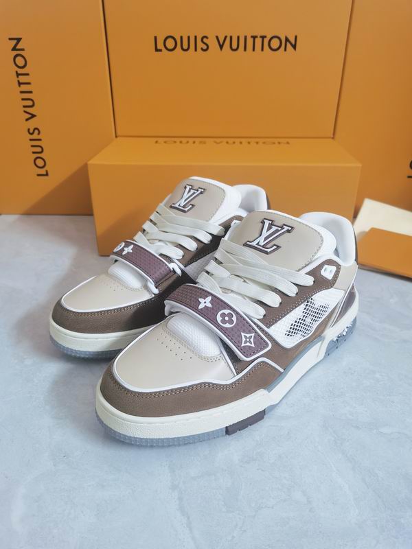 Louis Vuitton trainer LV brown