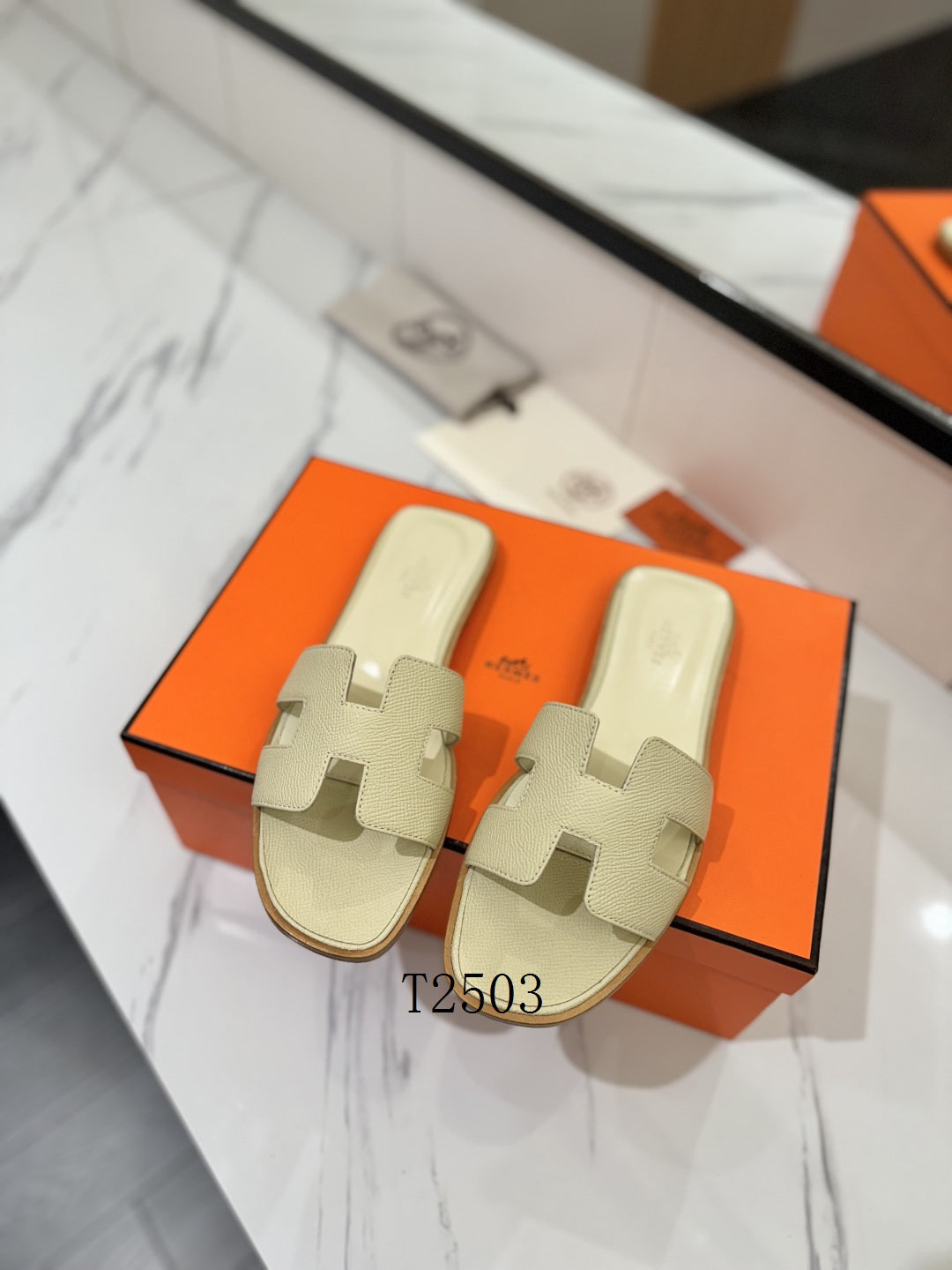 Slippers Hermes
