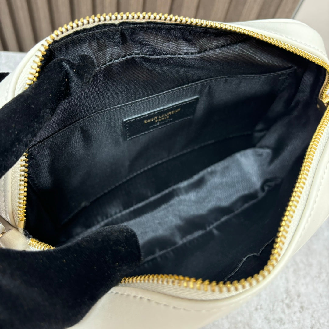 Borsa YSL