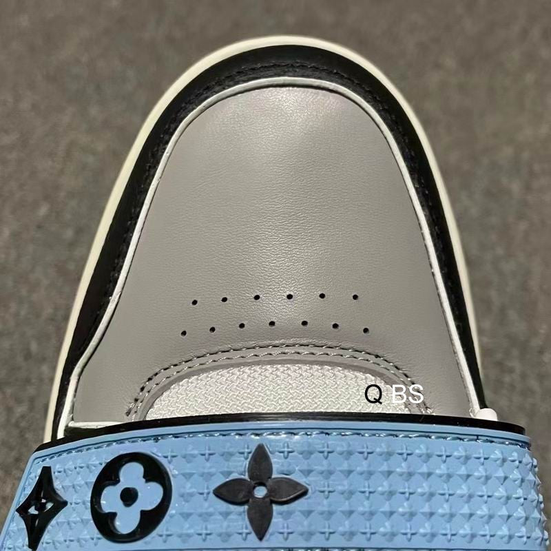 Louis Vuitton trainer LV skyblue