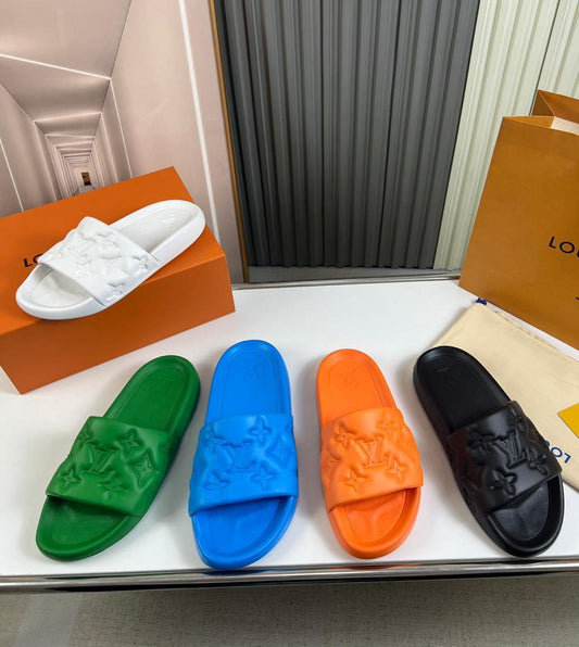 Slippers Louis Vuitton