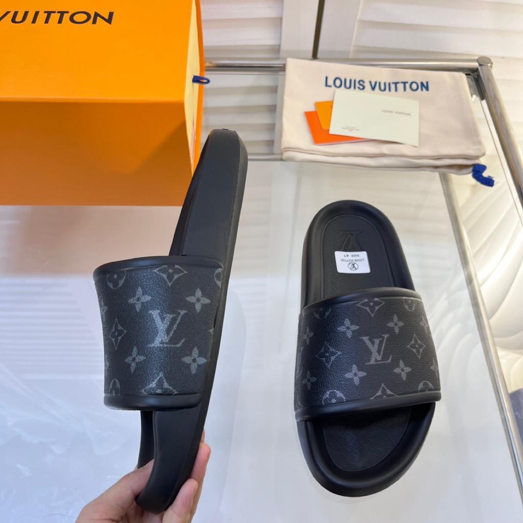 Slippers  Louis Vuitton